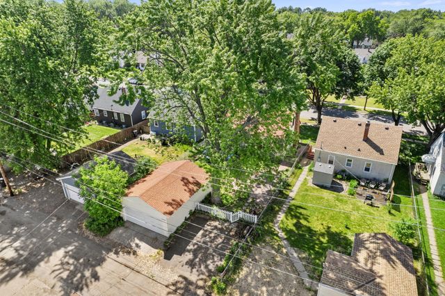 1965 Montana Avenue E, Saint Paul, MN 55119