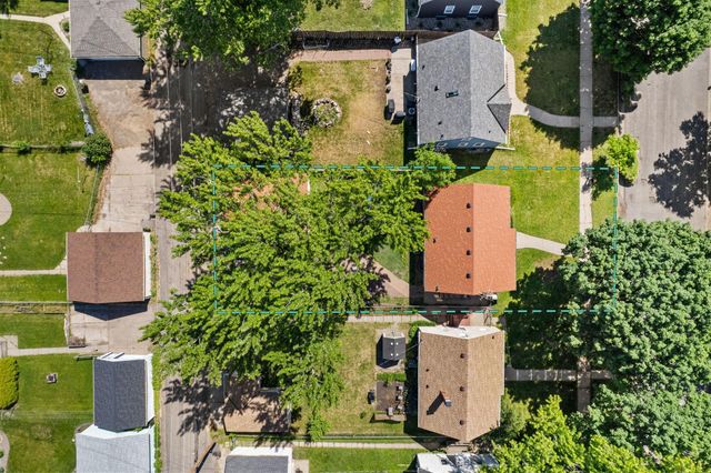 1965 Montana Avenue E, Saint Paul, MN 55119