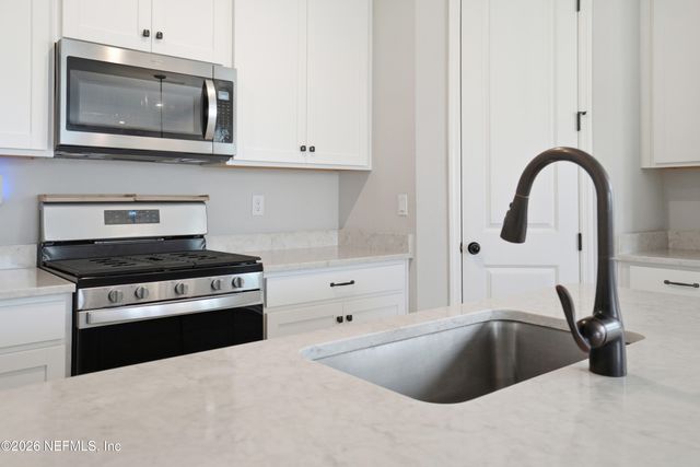 3483 HEADLAND Way, Jacksonville, FL 32224