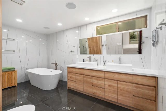 3539 Alana Drive, Sherman Oaks, CA 91403