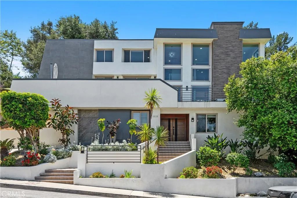 3539 Alana Drive, Sherman Oaks, CA 91403