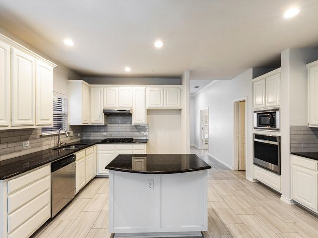 3700 Blanco Creek Trail, Mckinney, TX 75070