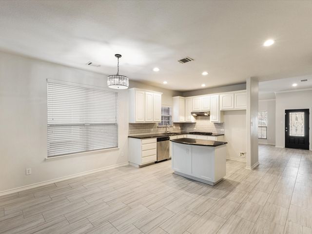 3700 Blanco Creek Trail, Mckinney, TX 75070