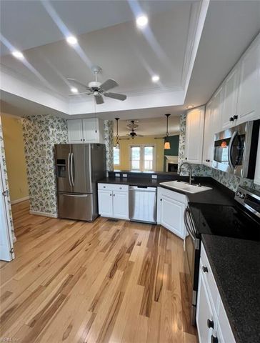 367 Mainsail DR # 23, Hampton, VA 23664