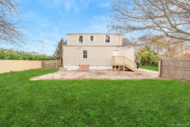 123 4th Avenue, Huntington, NY 11746