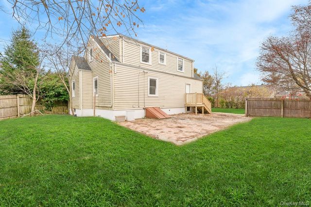 123 4th Avenue, Huntington, NY 11746