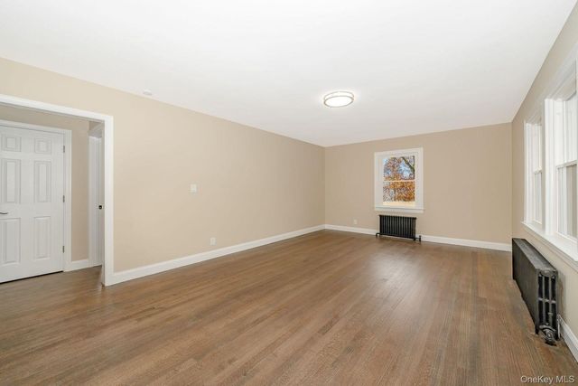 123 4th Avenue, Huntington, NY 11746