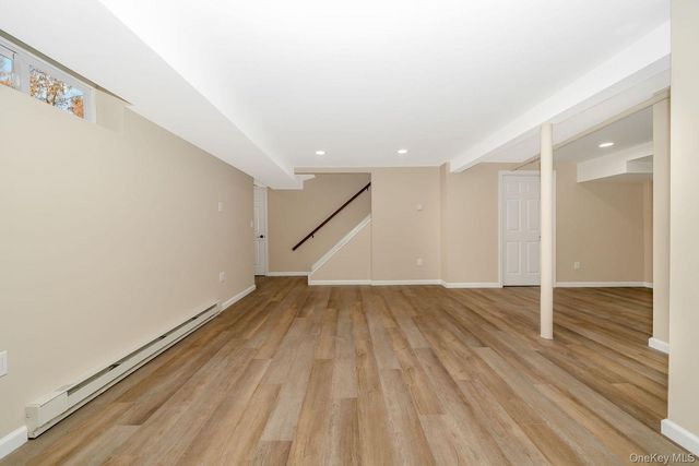 123 4th Avenue, Huntington, NY 11746