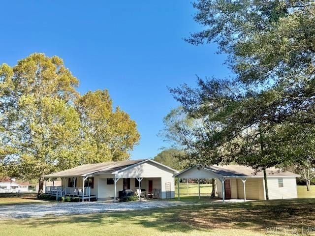 1961 Southfork Road, Arkadelphia, AR 71923