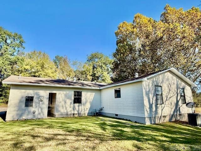 1961 Southfork Road, Arkadelphia, AR 71923