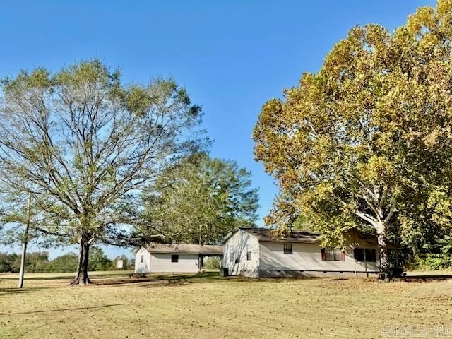 1961 Southfork Road, Arkadelphia, AR 71923
