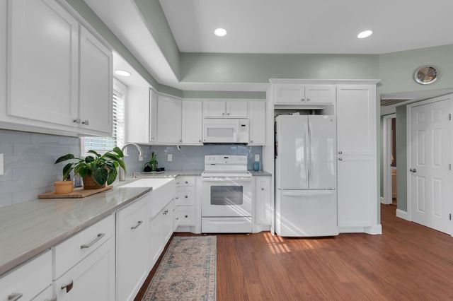 22901 Miramar Street, Galveston, TX 77554