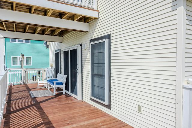 22901 Miramar Street, Galveston, TX 77554