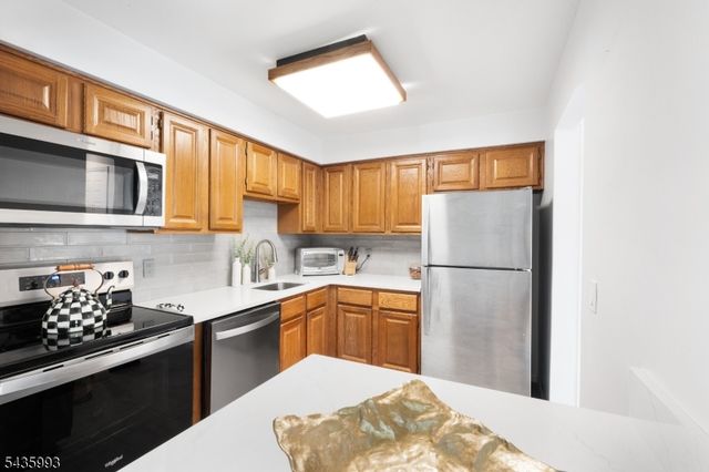 125 Smithfield Ct, Bernards Twp., NJ 07920