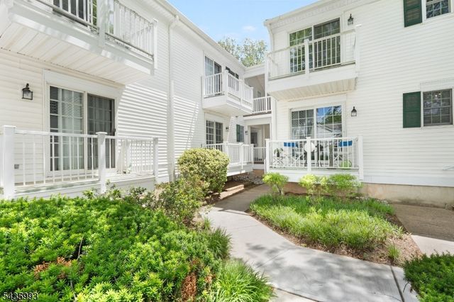 125 Smithfield Ct, Bernards Twp., NJ 07920