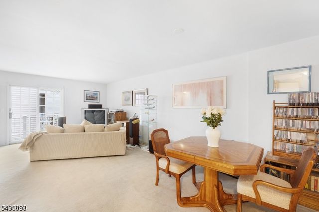 125 Smithfield Ct, Bernards Twp., NJ 07920