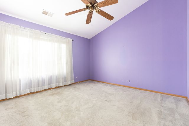 2572 Arcadia Circle 2572, Naperville, IL 60540