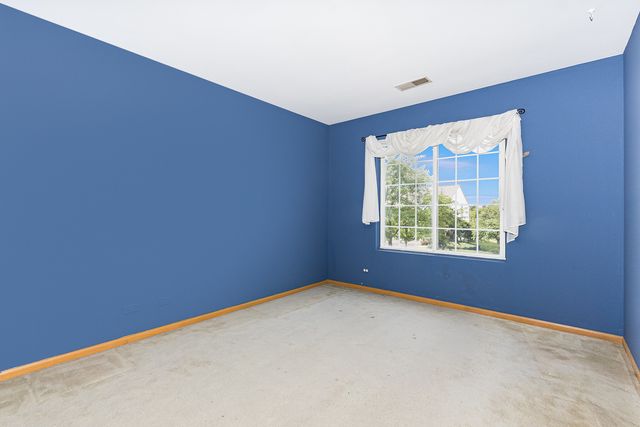 2572 Arcadia Circle 2572, Naperville, IL 60540