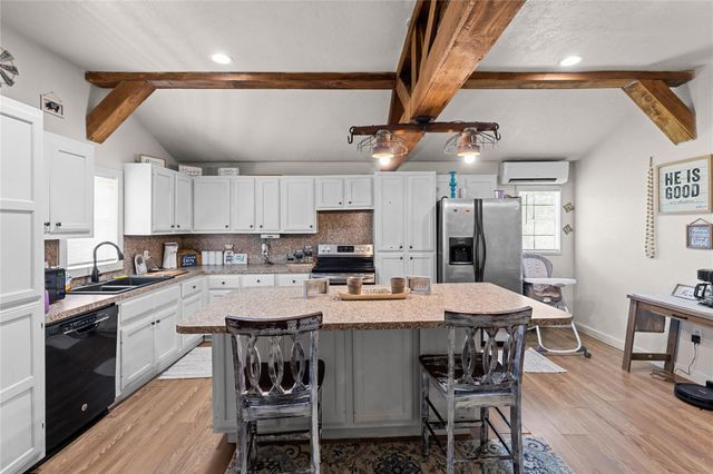 15017 Twin Lake Drive, Conroe, TX 77306