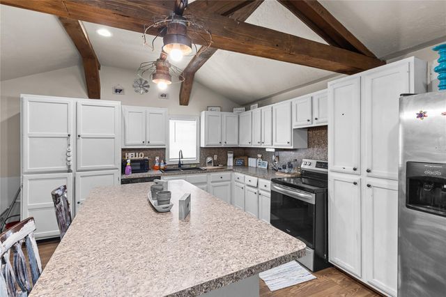 15017 Twin Lake Drive, Conroe, TX 77306