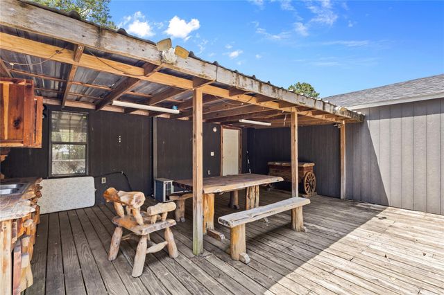 15017 Twin Lake Drive, Conroe, TX 77306