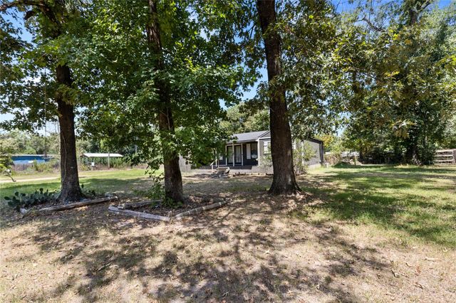 15017 Twin Lake Drive, Conroe, TX 77306