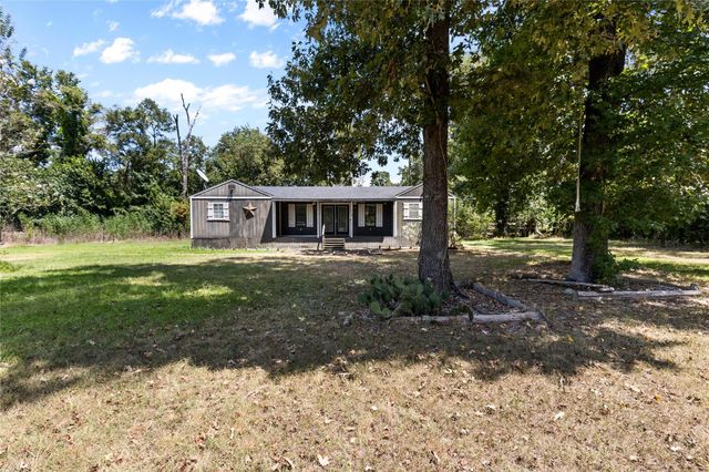 15017 Twin Lake Drive, Conroe, TX 77306