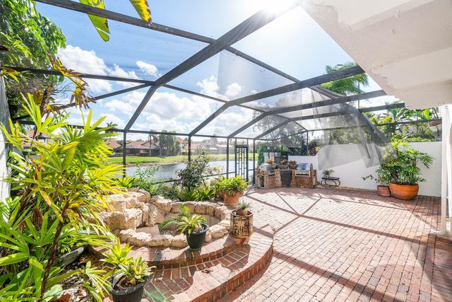 22640 Caravelle Circle, Boca Raton, FL 33433