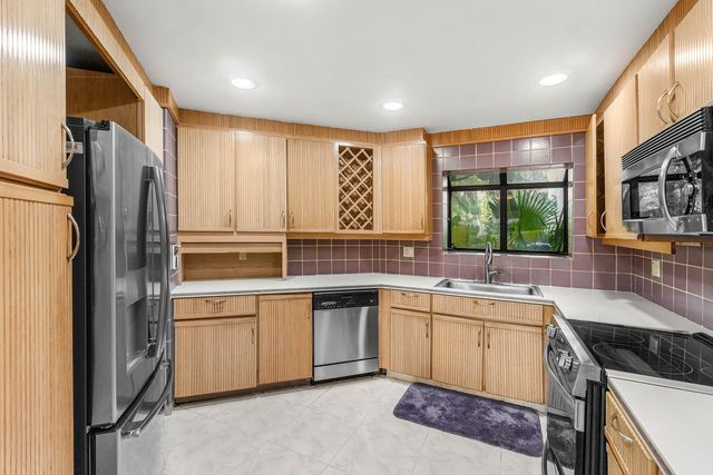 22640 Caravelle Circle, Boca Raton, FL 33433