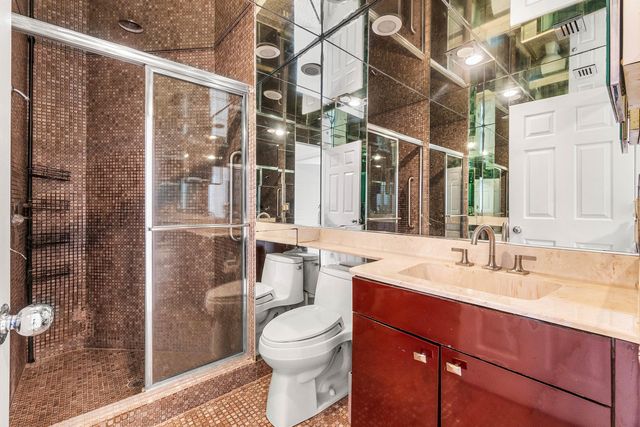 22640 Caravelle Circle, Boca Raton, FL 33433