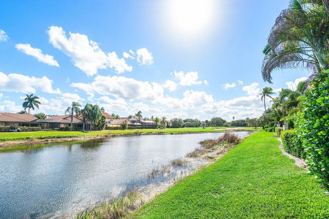 22640 Caravelle Circle, Boca Raton, FL 33433