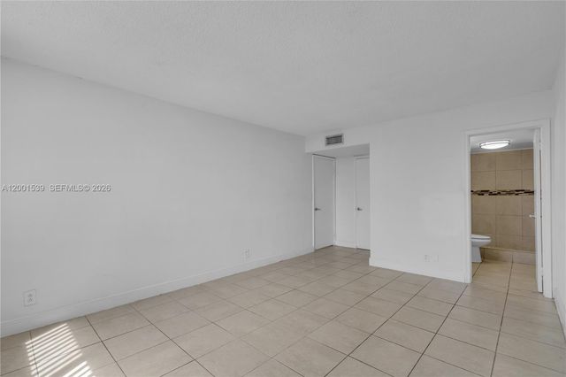 9143 SW 77th Ave B710, Miami, FL 33156