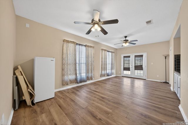 11409 Ware Seguin, Schertz, TX 78154