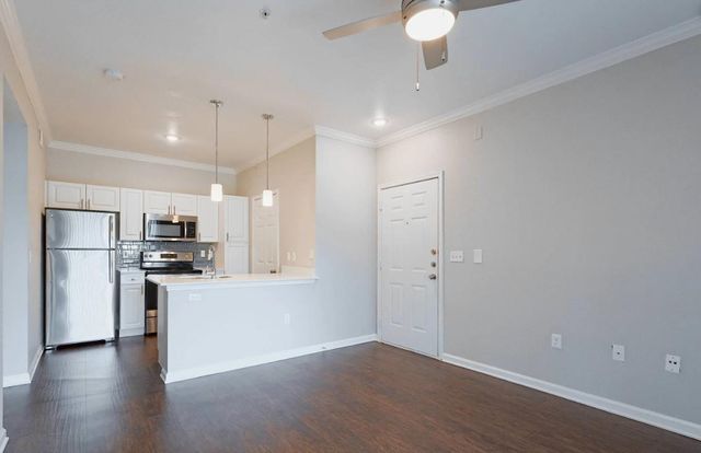 10505 S I-35 Frontage Road 723, Austin, TX 78747