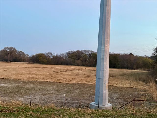 1600 Lavender Road, Lancaster, TX 75146