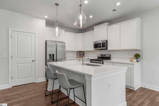 829 Apple Creek Trail, Greer, SC 29651