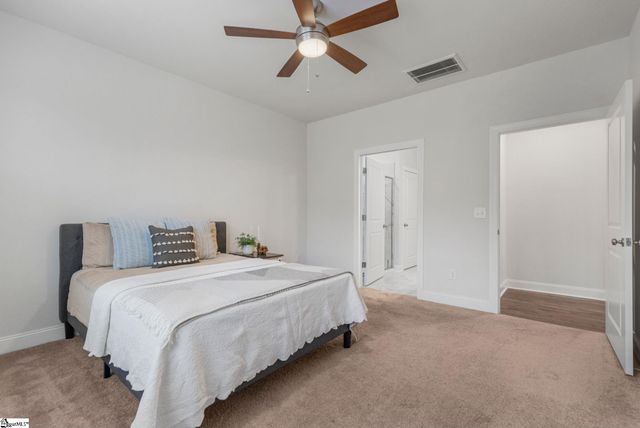 829 Apple Creek Trail, Greer, SC 29651