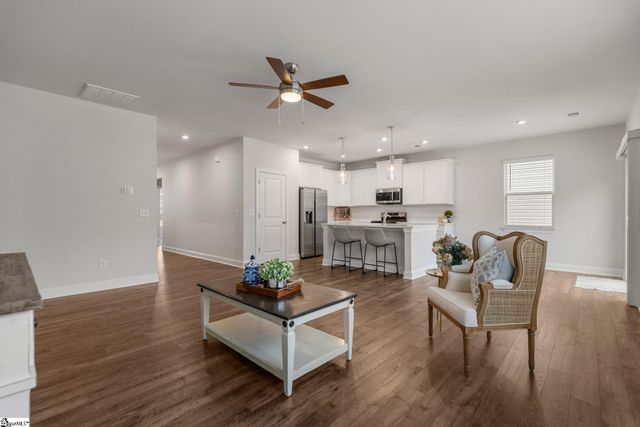 829 Apple Creek Trail, Greer, SC 29651