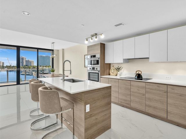 10201 E Bay Harbor Dr 401, Bay Harbor Islands, FL 33154