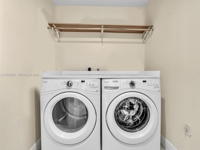 10201 E Bay Harbor Dr 401, Bay Harbor Islands, FL 33154