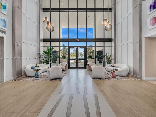 10201 E Bay Harbor Dr 401, Bay Harbor Islands, FL 33154