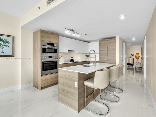 10201 E Bay Harbor Dr 401, Bay Harbor Islands, FL 33154