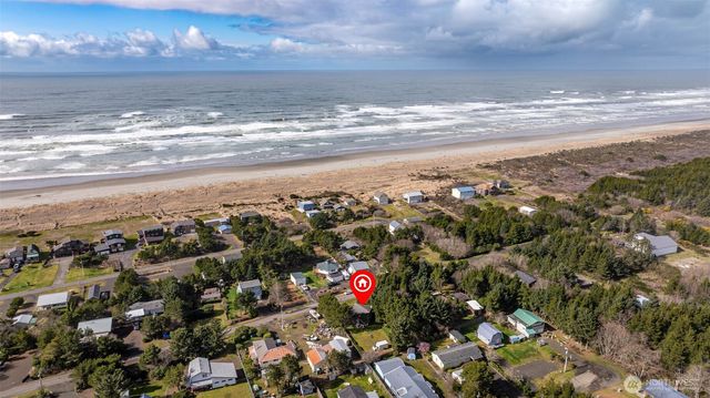 1292 Holland Drive, Grayland, WA 98547