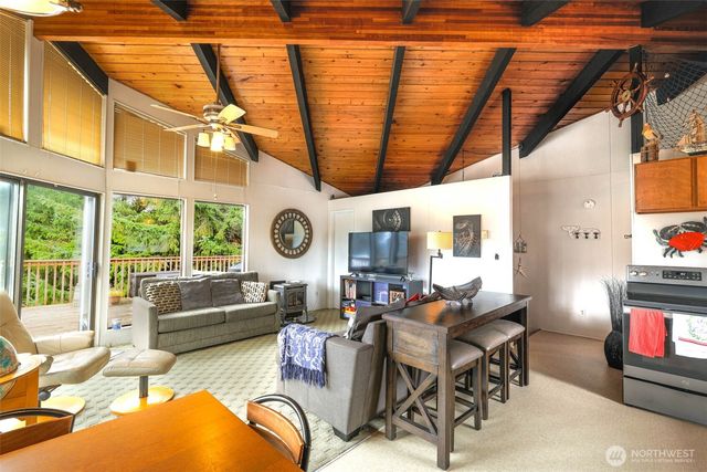 1292 Holland Drive, Grayland, WA 98547