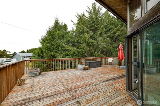 1292 Holland Drive, Grayland, WA 98547