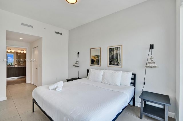 5350 NW 84th Ave 1804, Doral, FL 33166