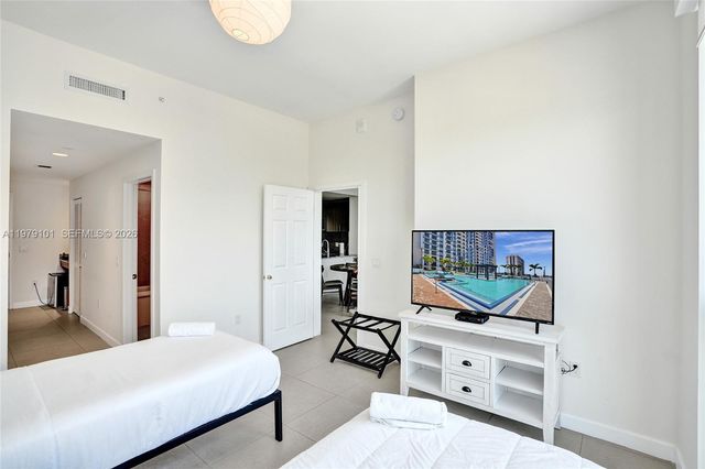 5350 NW 84th Ave 1804, Doral, FL 33166