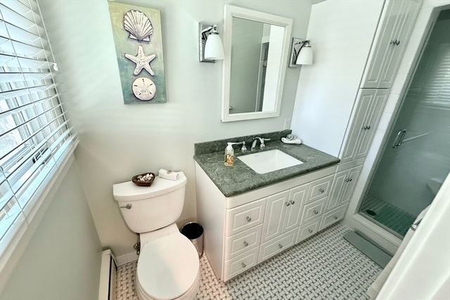 33 Glendale Road, Marblehead, MA 01945