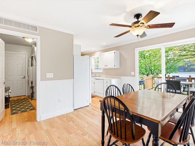1561 S Delano Street, St. Clair, MI 48079