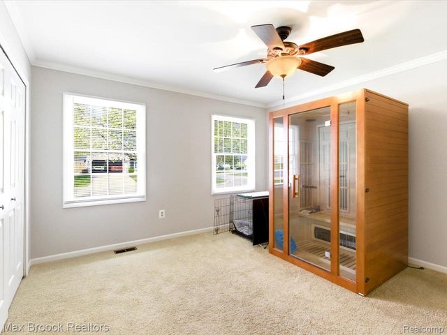 1561 S Delano Street, St. Clair, MI 48079
